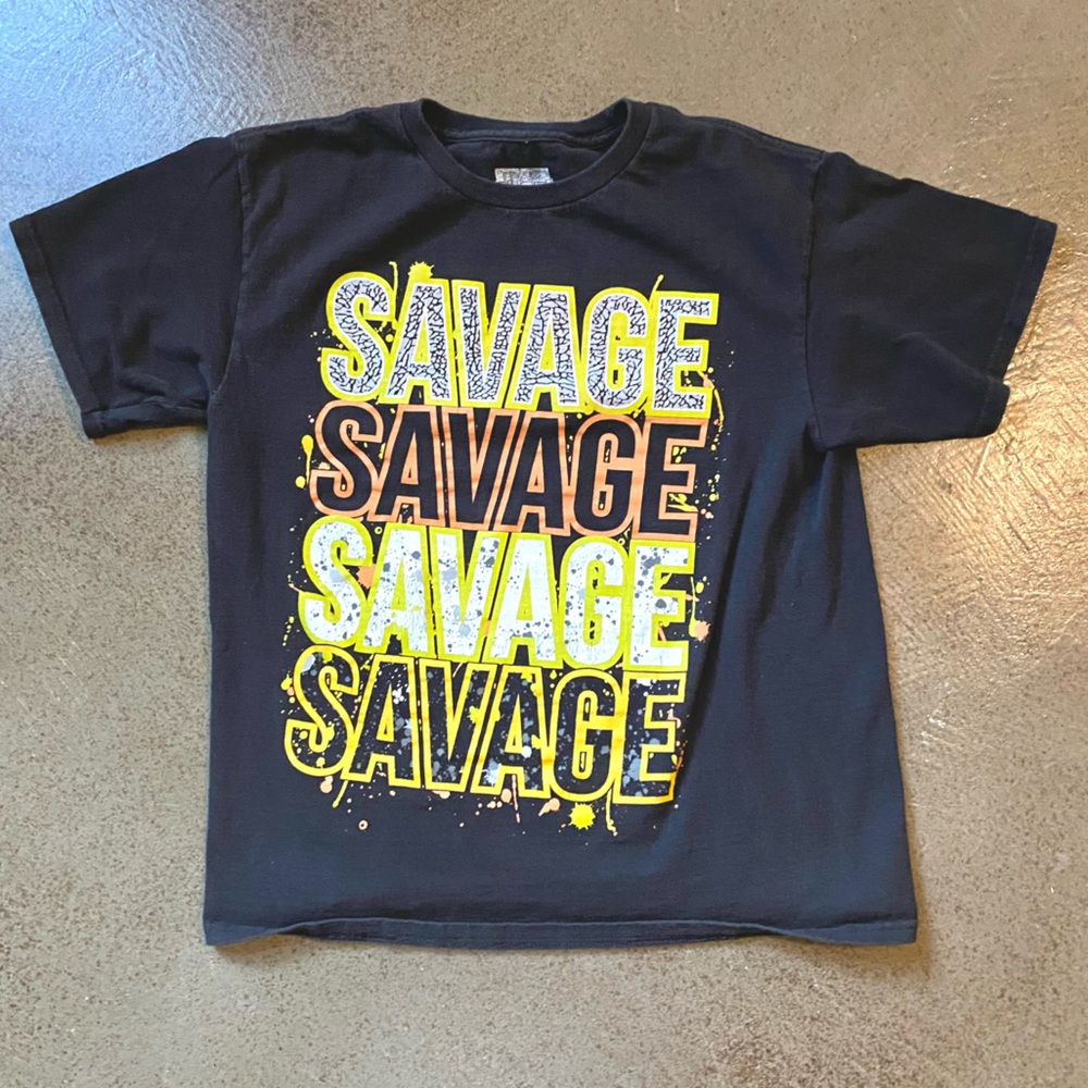 Savage Tee. Boys Size Large.